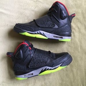 Air Jordans Son of Mars Sneakers
